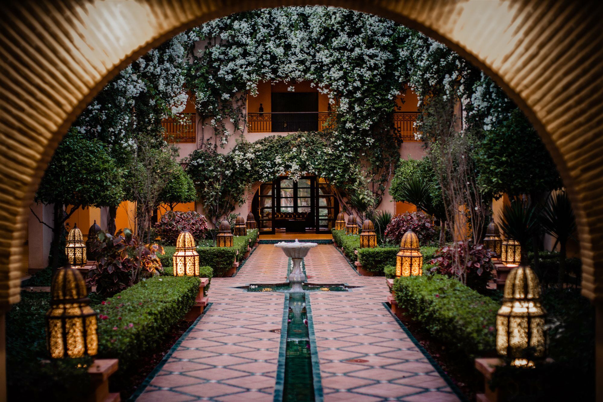 Tikida Golf Palace Agadir Exterior foto The hotel's courtyard
